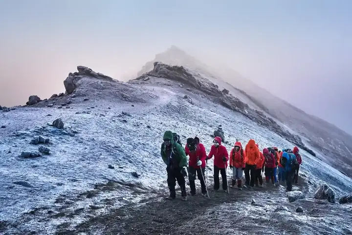 7-Day Classic Midrange Lodge Kilimanjaro Lemosho Route Climb From Nairobi